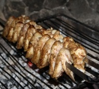 Ropogós fokhagyma szárnyak a grill nyárs fotó recept