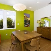 Culoarea verde în designul interior frumos al camerelor în culori verzi, idei interesante pentru decorare