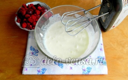 Tort de jelly cu smântână pas-cu-pas (10 fotografii)
