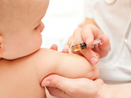 5 Întrebări despre vaccinări pentru un copil premat, până la trei