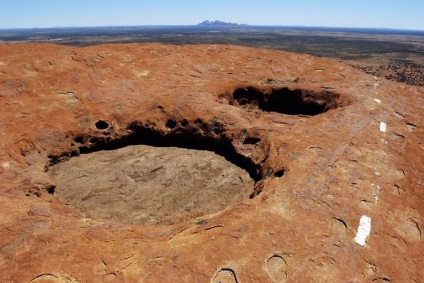 Ayers Rock este un miracol australian