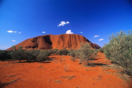 Ayers Rock este un miracol australian