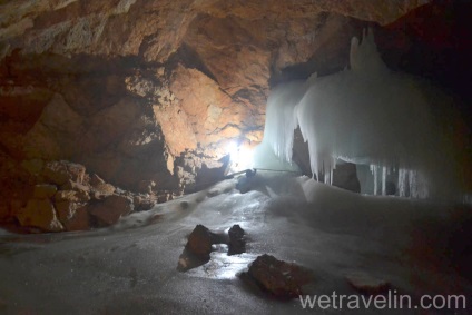 Eisriesenwelt (Eisriesenwelt) - е най-голямата ледена пещера в света - ние пътуваме в