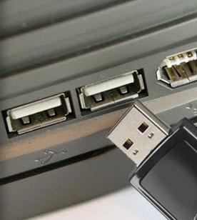 Ce trebuie să faceți dacă nu puteți vedea unitatea flash USB