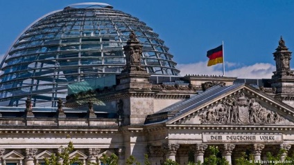 Mit mondanak a berlini letartóztatása nagy, jelentős események politika és a társadalom a Németországi dw