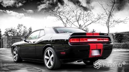 Dodge challenger srt8 392 pret, specificatii, fotografie