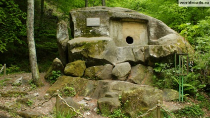 Obiective turistice Sochi Volkonsky dolmen, drumuri de pace