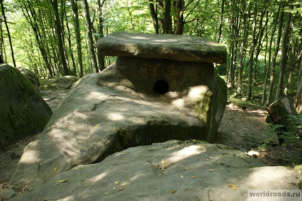 Obiective turistice Sochi Volkonsky dolmen, drumuri de pace