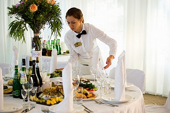 Hotel Union Hotel Vlagyivosztok buszbérlés sátor esküvői bankett-terem