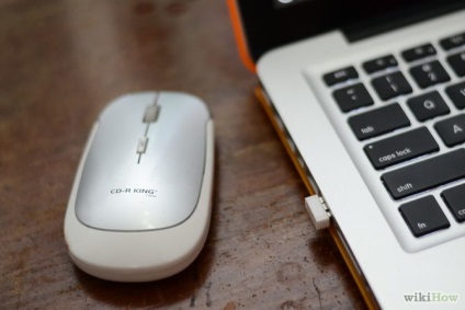 Cum se conectează un mouse wireless