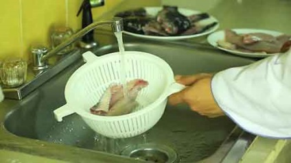 Cum să gătești tilapia într-un cuptor în folie