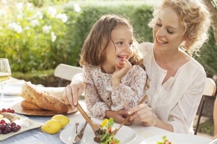 Cum să organizați pur și simplu o nutriție adecvată a copiilor - sănătatea copilului