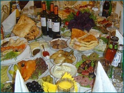 Cafezian meniu festiv la domiciliu, bucătărie caucaziană