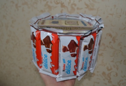 Kinder teherautó kezük (sütemények Kinder deliz) Kinder teherautó a kezüket