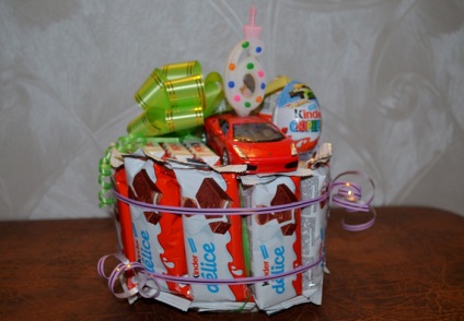 Kinder teherautó kezük (sütemények Kinder deliz) Kinder teherautó a kezüket