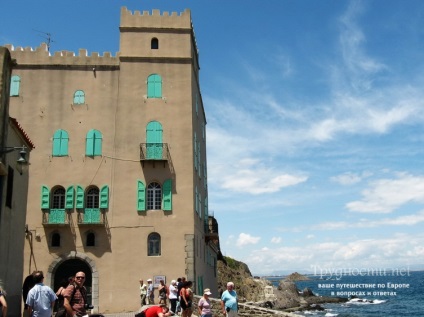 Collioure (Franța) locul de naștere al fauvismului și hamsiilor