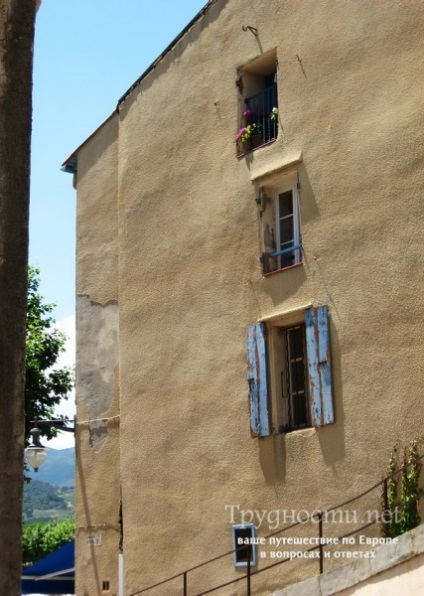 Collioure (Franța) locul de naștere al fauvismului și hamsiilor