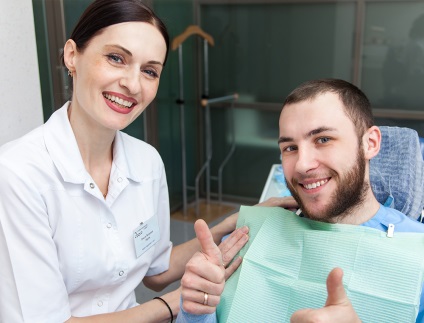Fogászati kezelés fájdalom nélkül és a periodontitis Jekatyerinburgban (kezelés) Fogászati kezelés fájdalom nélkül és a periodontitis Yekaterinburg