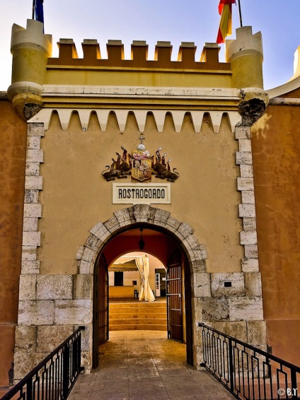 Melilla - autonóm város Marokkóban (poluanklav Spanyolország) - útikalauz - a világ