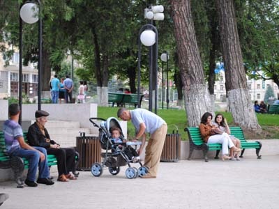 Ce vorbesc tinerii din Karabah despre un pahar de ceai