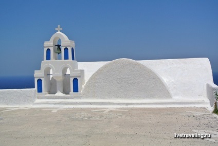 Într-o zi pe insula Santorini