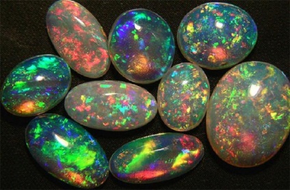 Opal (piatra) proprietăți, semnul zodiacului
