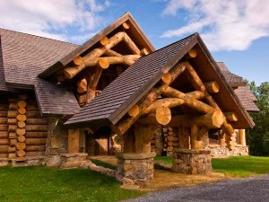 Despre construcția de case din lemn în vremurile vechi