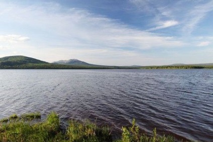 Lacul zyuratkul (ceresc)