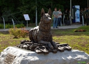 Monumente pentru câini de la Moscova