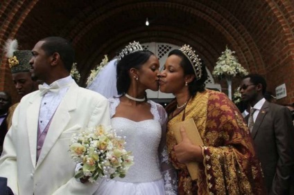 Prima nuntă de nuntă din Africa, obiceiuri sălbatice și tradiții nebunești - infomania