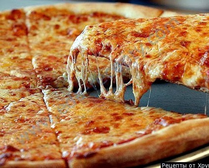 Pizza fără drojdie în cuptor simplu rețetă pas-cu-pas