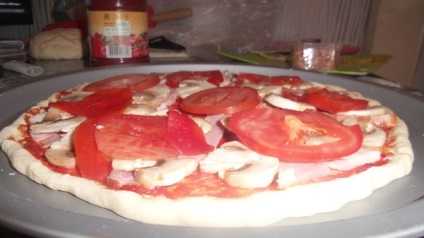 Pizza este ca într-o pizzerie