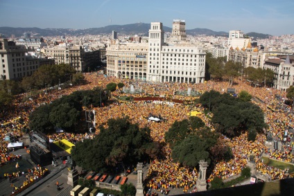 A Plaza Catalunya - minden út vezet ide!