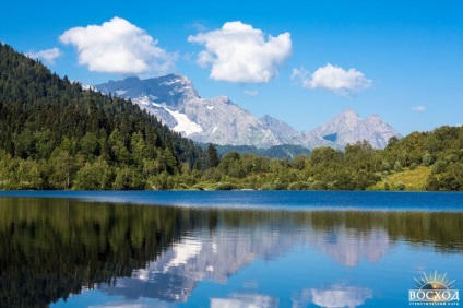 Gyalogtúra Lake Kardyvach