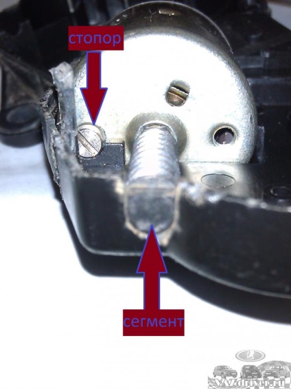 Fel- és leszerelése motor-reduktor szelep tűzhely VAZ-2110, 2111 és 2112