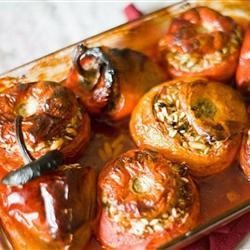 Rețeta de gătit roșii umplute și ardei în limba greacă, să învețe cum să gătească umplute