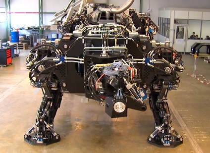 Cel mai mare robot de mers pe jos din lume