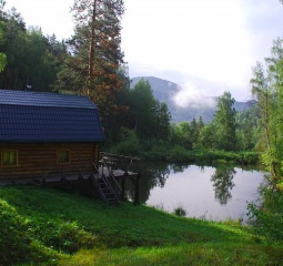 Szanatórium - egy tavaszi tó, Altáj régióban, tavasz, utcai Gagarina, 5