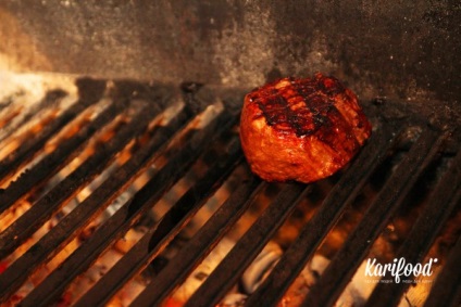 Steak ca artă, karifood