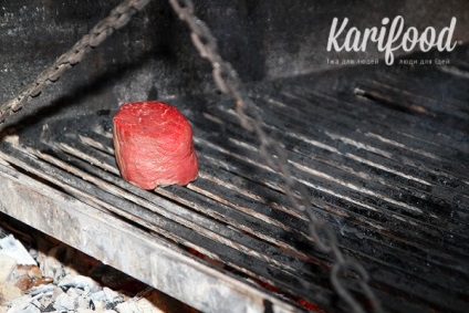 Steak ca artă, karifood