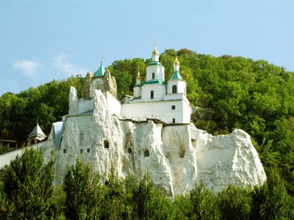 Sfântul Usspenskaya Svyatogorsk Lavra