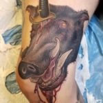 Boar tatuaj (sălbatic) fotografie, sensul și modele de tatuaj