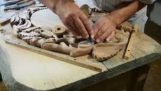 Lecție de sculptură în lemn