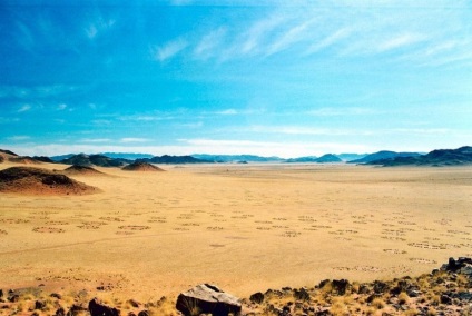 Cercuri misterioase în deșertul Namibiei