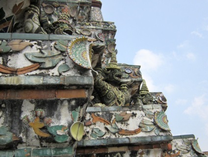 Buddhist Manastirea Wat Arun - cum sa ajungi acolo si ce sa vezi