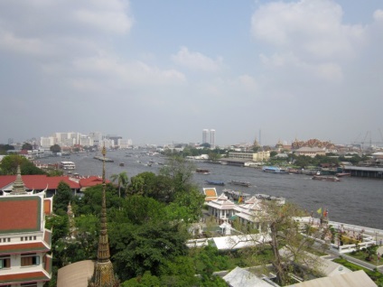 Buddhist Manastirea Wat Arun - cum sa ajungi acolo si ce sa vezi