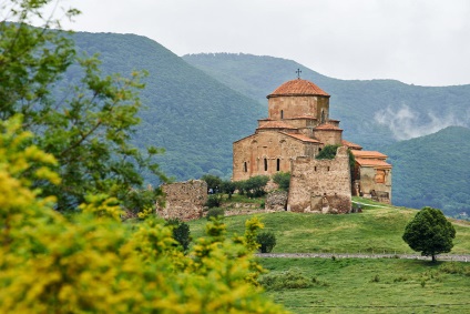 Egyházak Mtskheta - Svetitskhoveli és Jvari Samtavro (leírás, fényképek, irányokat, térkép)