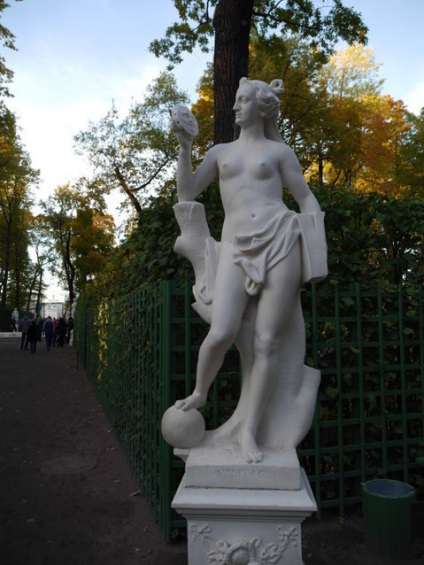 Ce este renumit pentru grădina de vară din Sankt Petersburg, totul despre călătorie