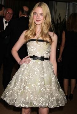 Dakota fanning (dakota fanning) biografie, filmografie, viata personala si fotografii