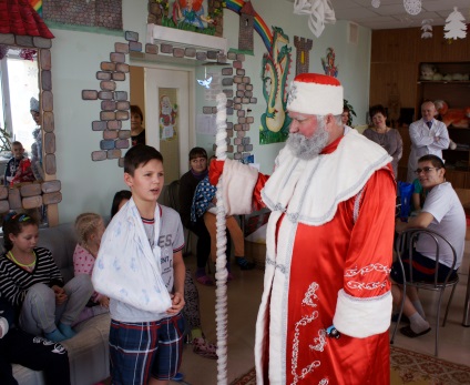 Spitalul regional pentru copii - Sărbători de Anul Nou în spitalul regional pentru copii din Bryansk